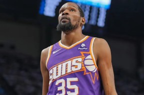 爱游戏注册-包含赛地聚焦——NBA季后赛赛后热度飙升；阿斯顿维拉篮板制胜；引发热议；年轻球员得到机会的词条-爱游戏注册